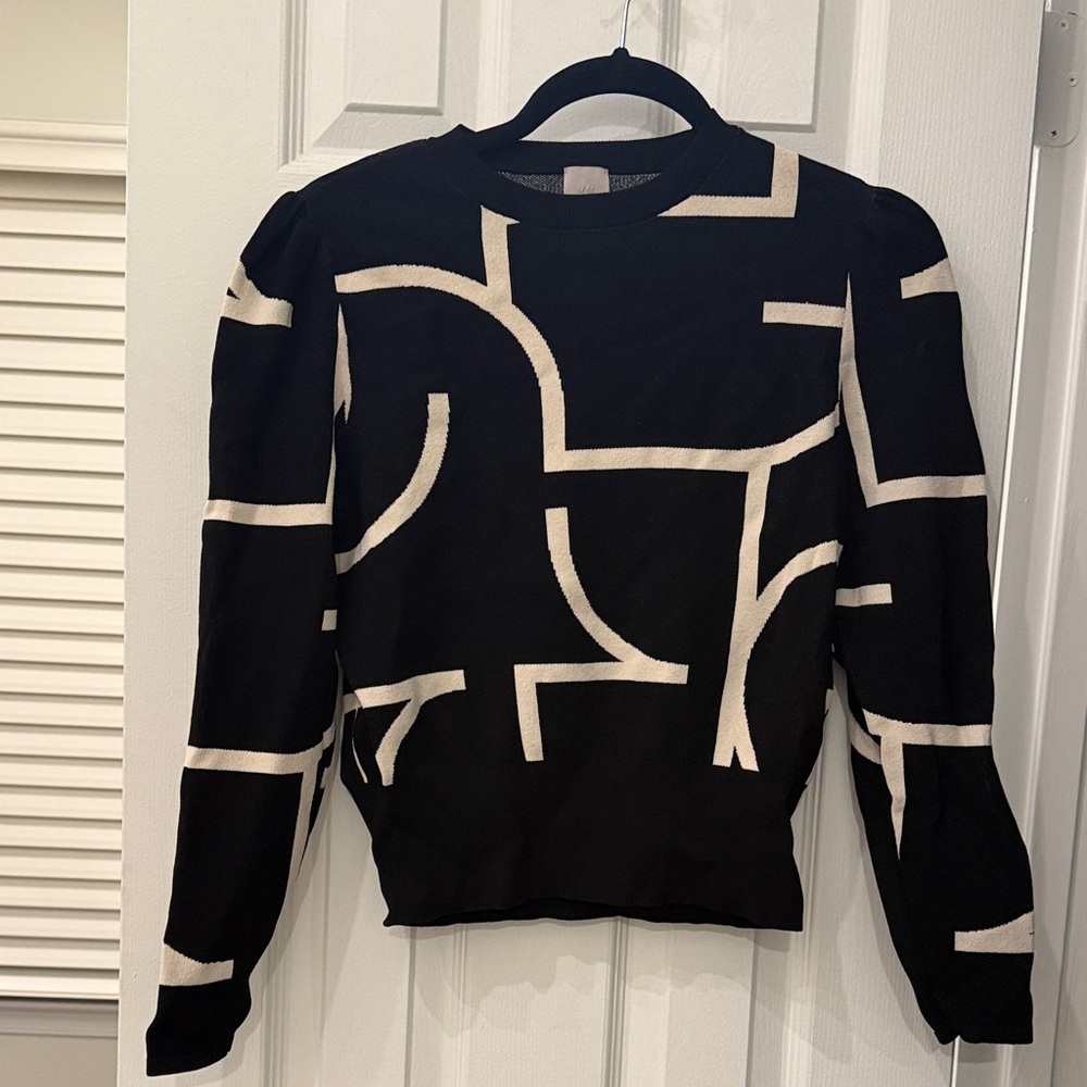 H&M Geometric Black and Cream Sweater